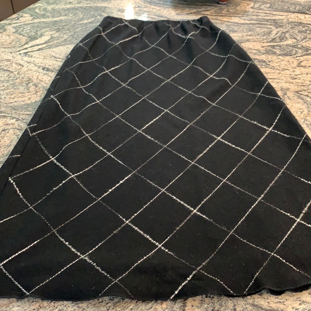 Chico’s black and white fully lined long skirt with elastic waist.comfortable
